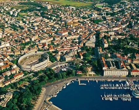 S&s Pula